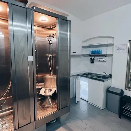 Space One - 1 Apartment *
