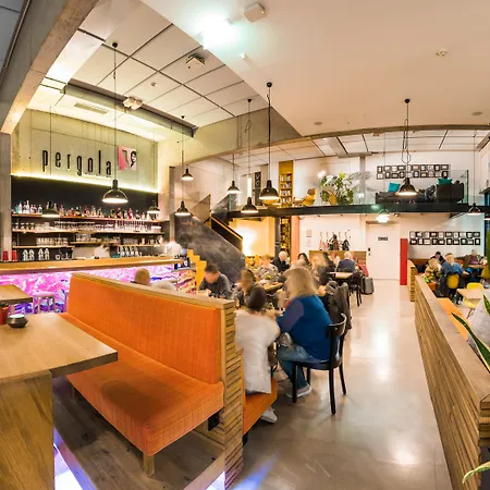 维也纳中央火车站时代酒店 酒店 4*