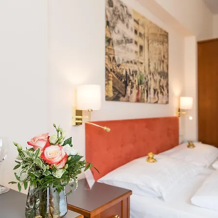 Johann Strauss 4*