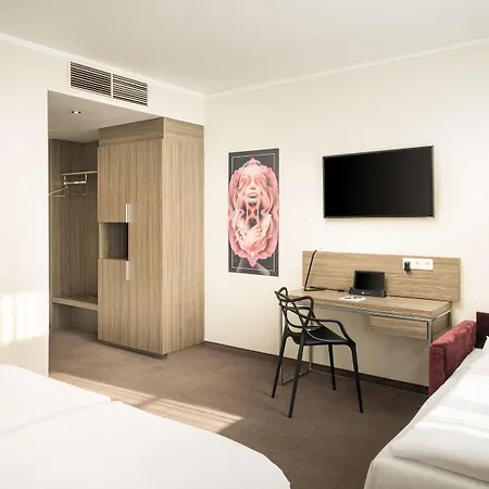Otel Elaya West Viyana