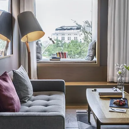 The Hotel 5*