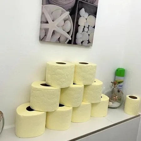 Apartment D & S *