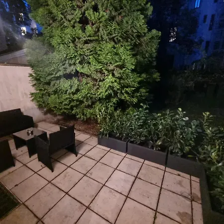 Alpa 2 In Rochusmarkt Lägenhet *