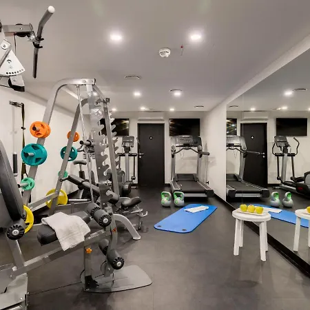 Acom-hotel 4* Viena