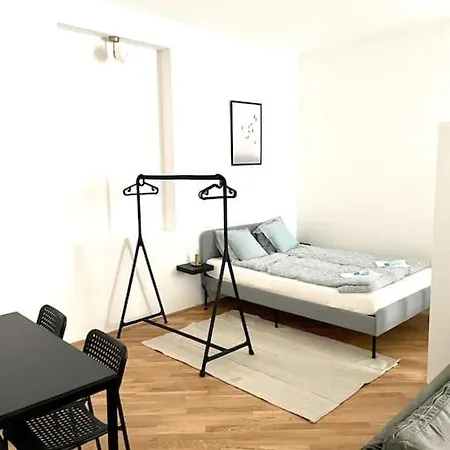 Brand New & Spacious In The Centre Apartment Vienna