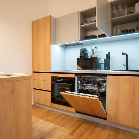 2-rooms Spacious In A Vibrant Cozy Area Vienna