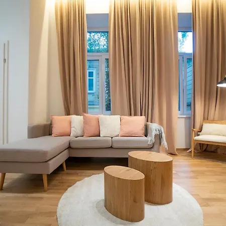2-rooms Spacious In A Vibrant Cozy Area Apartment *
