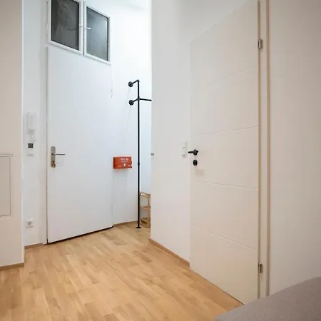 2-rooms Spacious In A Vibrant Cozy Area Apartment Vienna