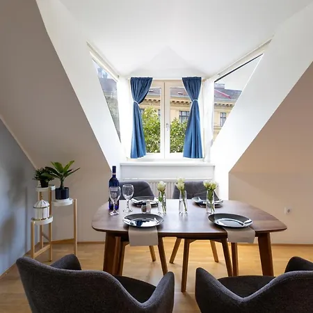 Prater Rooftop Pinnacle With Ac Apartment