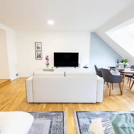 Prater Rooftop Pinnacle With Ac Apartment *