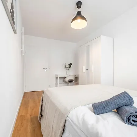 Hostel Lofts *