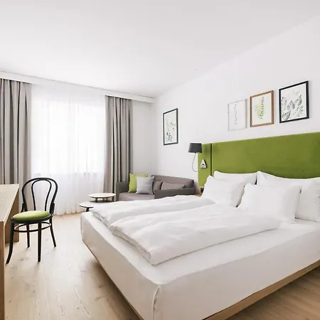 Bio-hotel Schani Wienblick 4*