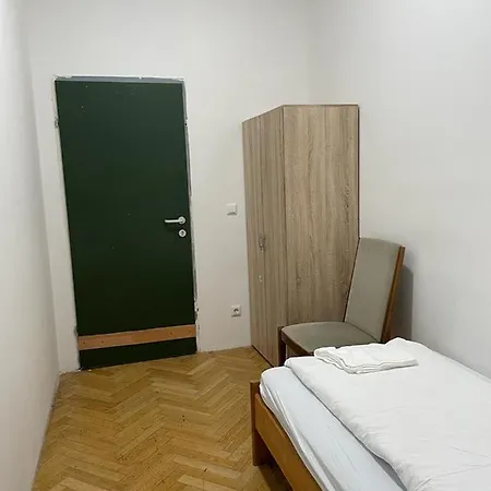 Easybook-in Hotel 2*