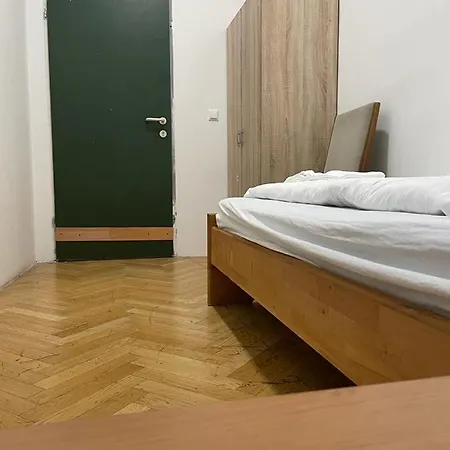 Easybook-in Hotel