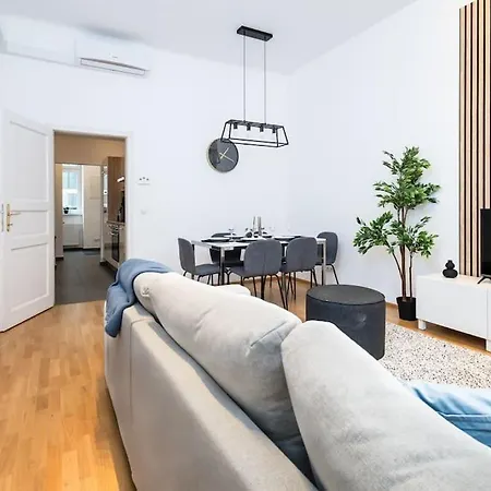 Orestaliving - Spacious 2br On The Danube Canal Apartment Wien