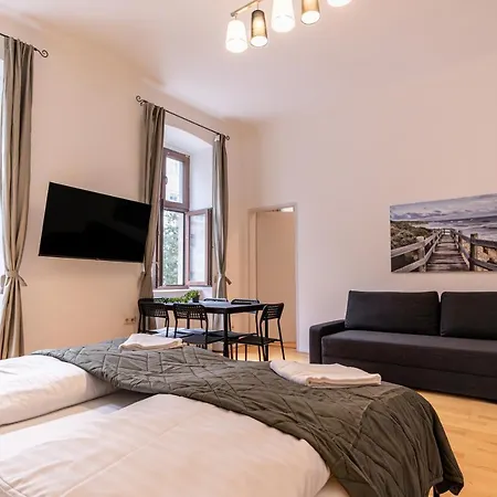 Appartement Stadthalle Oasis: Stylish 3br In