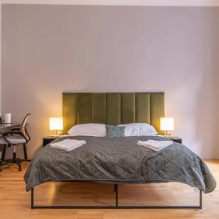 Appartement Stadthalle Oasis: Stylish 3br In
