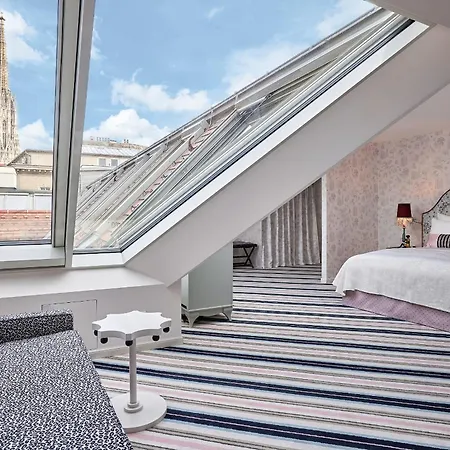 Hotel The Leo Grand 5*