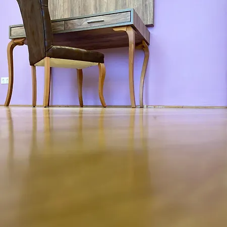 Aurellia Apartment