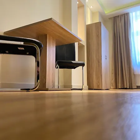 Aurellia Apartment *