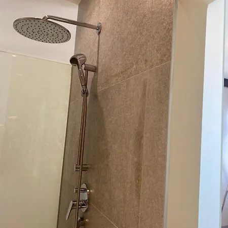 Aurellia Apartment
