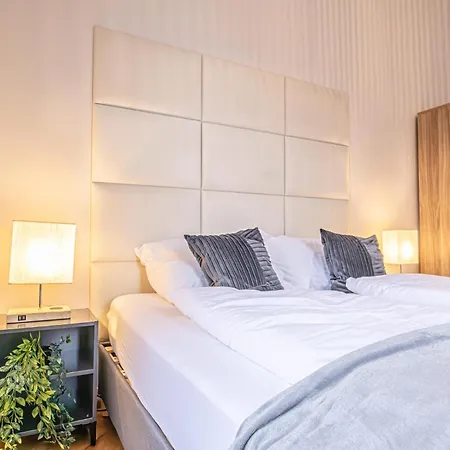 Metropolitan Charm Stylish 2br & 1lr In Vienna's Core Vienna