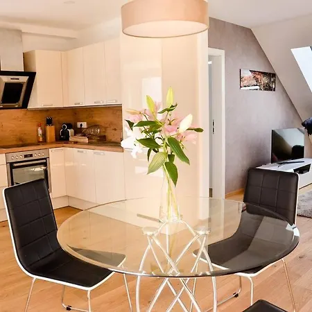 11 New Design Apartman