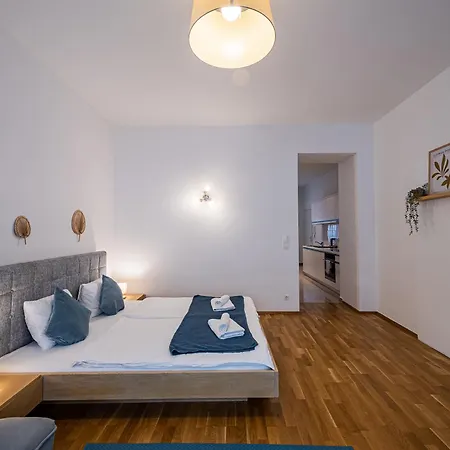 My City Garden View Appartement Vienne