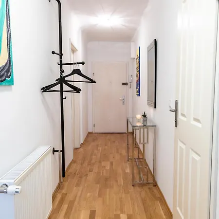Apartment City Top Location, Quiet And Cozy Ideal To Relax Or Work *