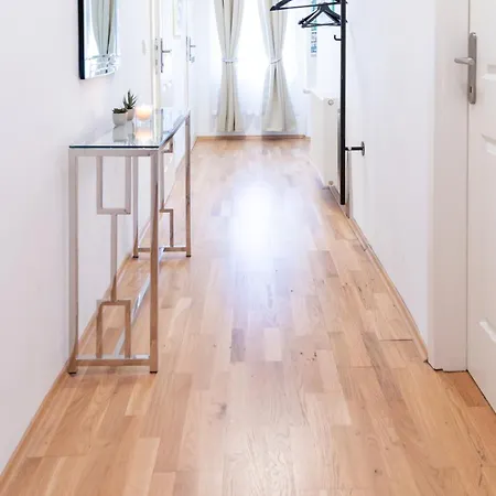 City Top Location, Quiet And Cozy Ideal To Relax Or Work Apartment Wien