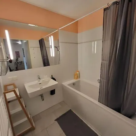 Enjoy Apartment *