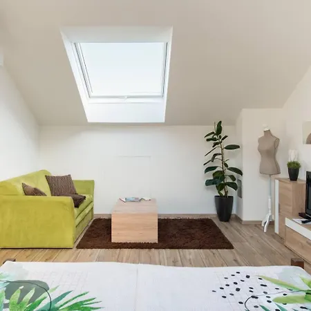 Helles Gemuetliches V5 Apartament Wiedeń