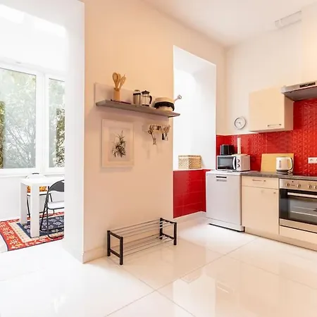 Apartment Luxurioes Wohnen Mit Anbindung Ans Zentrum 20 Minuten *
