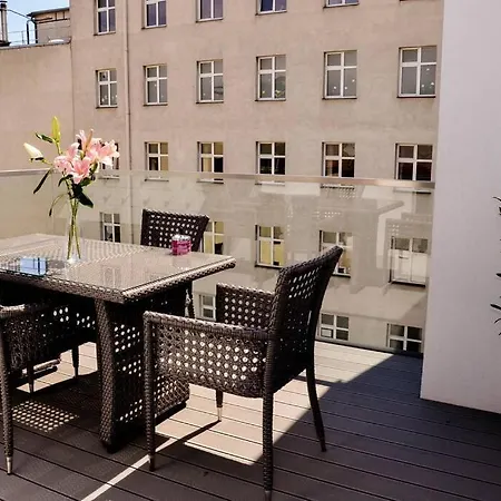 11 New Design Apartman *