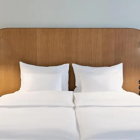 Astoria Vienna, Curio Collection By Hilton Bécs