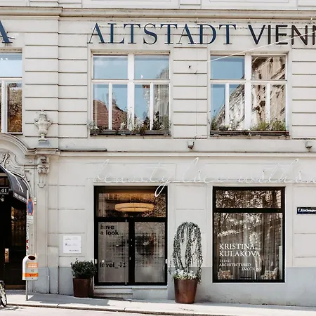 Small Luxury Altstadt 4*