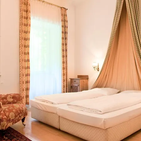 Hotel Kunsthof 3*