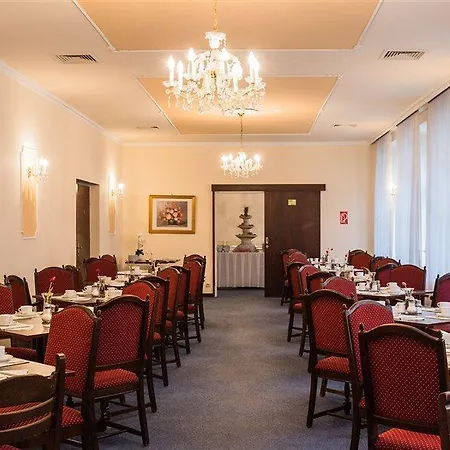 Thuringer Hof Hotel 3*