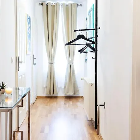 City Top Location, Quiet And Cozy Ideal To Relax Or Work