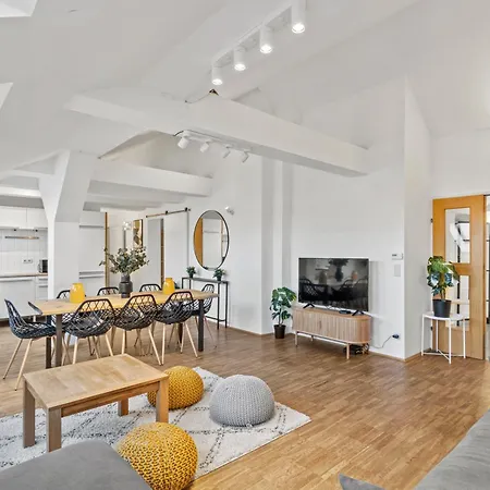 Terrace - 155 M² - 5 Min U6 Thaliastrasse Lägenhet Wien