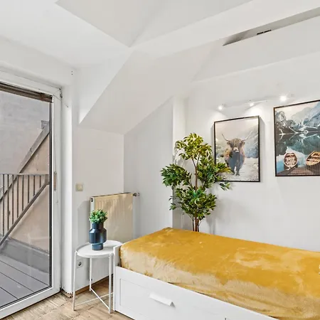 Terrace - 155 M² - 5 Min U6 Thaliastrasse *