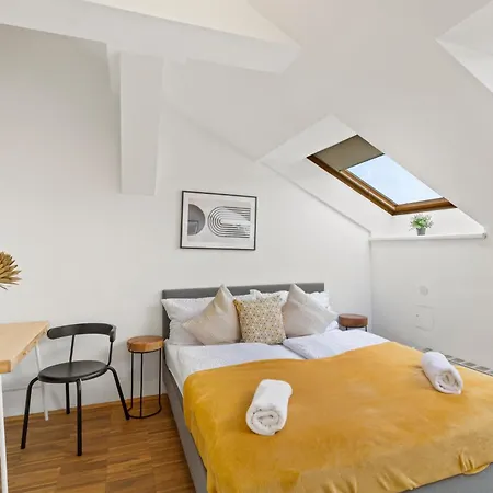 Terrace - 155 M² - 5 Min U6 Thaliastrasse