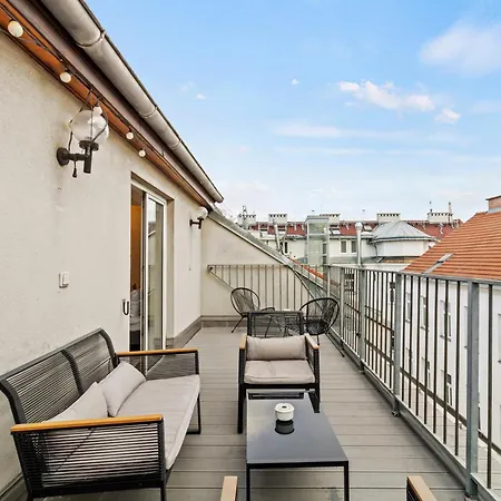 Terrace - 155 M² - 5 Min U6 Thaliastrasse Lägenhet *