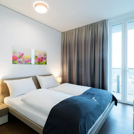 Residence, Donaukanal - Landstrasse * Viena