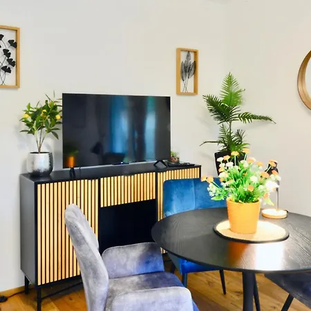 Appartamento New With Parking And Metro In Front Of The House Vienna