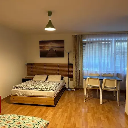 Apartment4 Apartment *