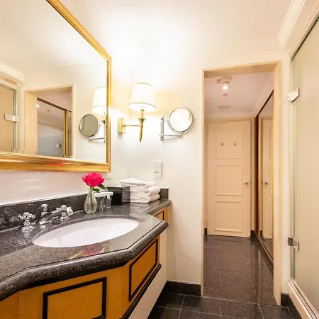 Intercontinental By Ihg 5*
