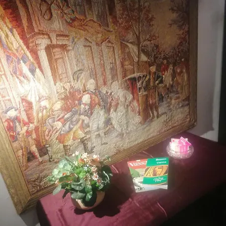 Luxury Near Castle Guest house *
