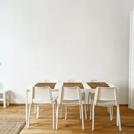 Belvedere Apartment *