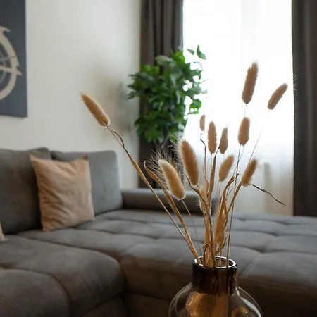 Apartman Charming With Balcony, Close To Stephansdom Cathedral Bécs